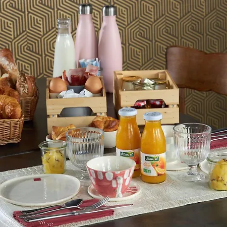 Panzió La Chevalee *