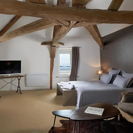 Panzió La Chevalee *